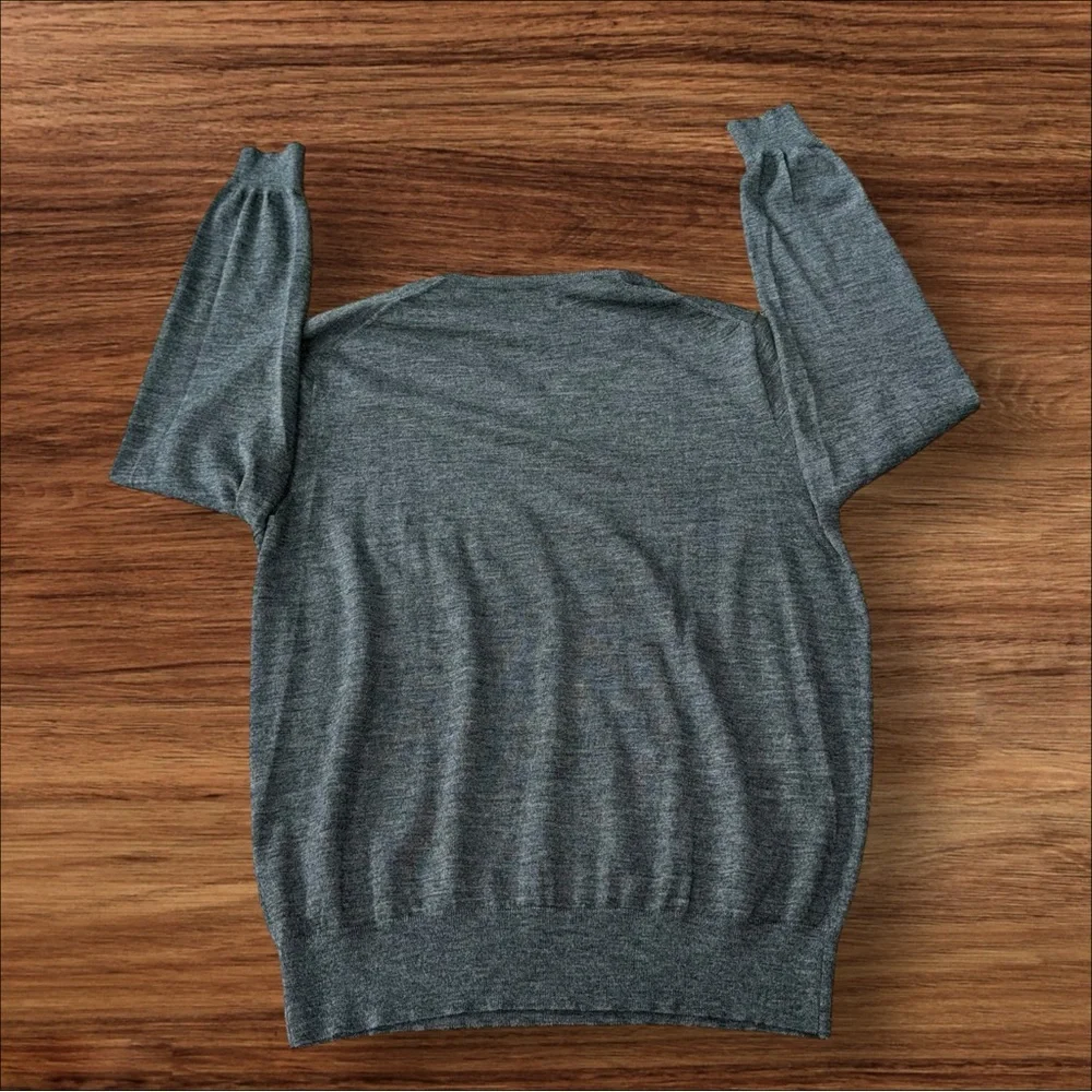 EUC Polo Ralph Lauren Merino Wool Slim Fit Men’s XL‎ PULLOVER VNECK Ls Grey